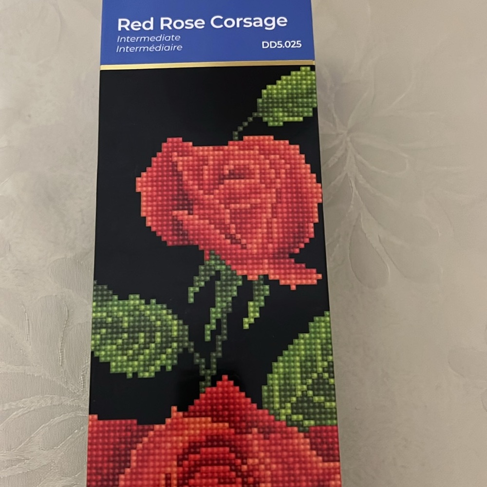 Diamond Painting Kit-Craft-Red Rose Corsage - Picture 2 of 6